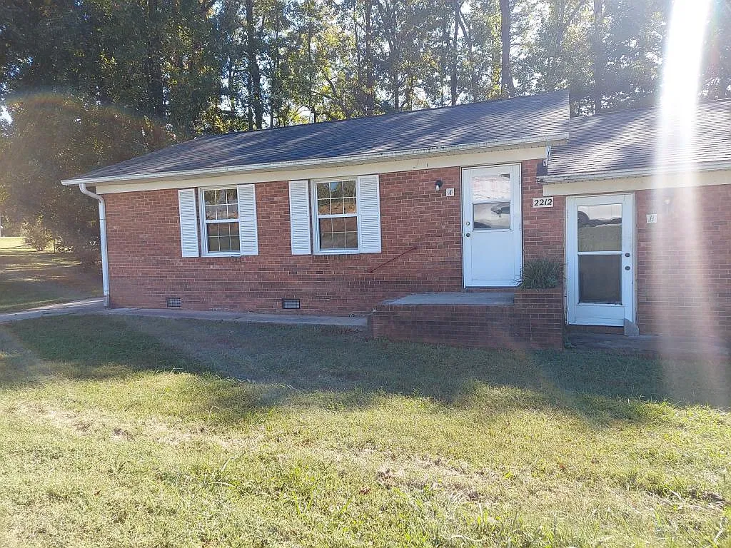 2212 State Highway 47 — Photo 1