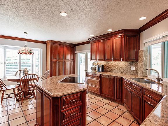 5th image of 296 NW 119th Ln