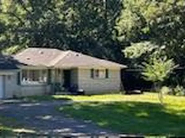 16021 Meadowood Ave, Southfield, MI 48076