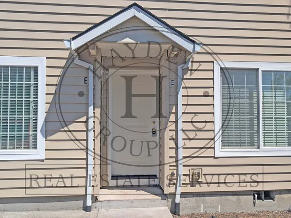 2825 Pacific Ave APT E, Forest Grove, OR 97116