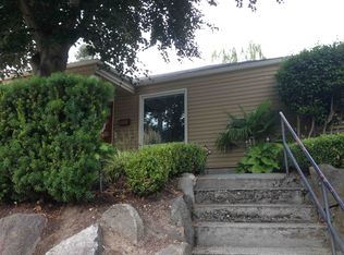4320 NE 55th St, Seattle, WA 98105