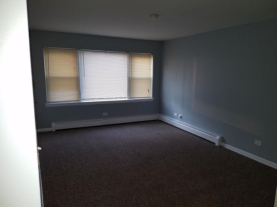 2nd image of 9347 S Pulaski Rd