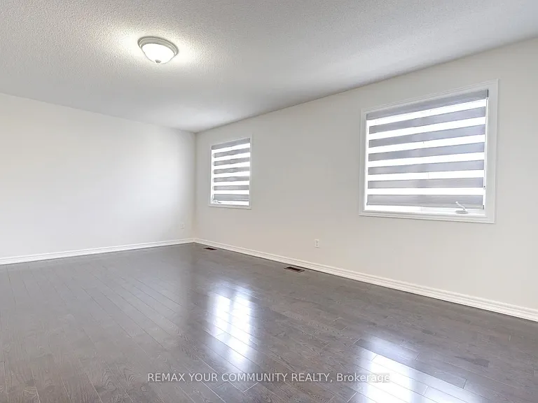 112 Golden Forest Rd — Photo 31