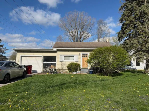 305 E Granville St, Sunbury, OH 43074