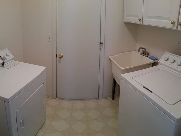 5th image of 41045 Glenleven Ct