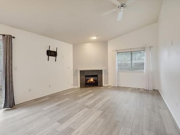 5th image of 18807 77th Avenue Ct E
