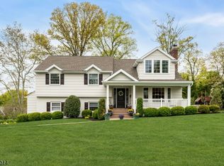 1050 Lawrence Avenue, Westfield Town, NJ 07090