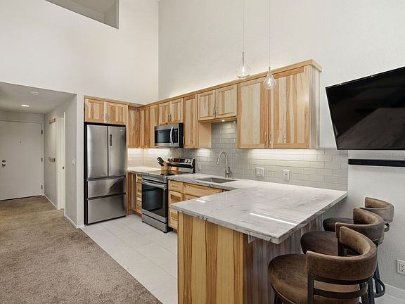 2nd image of 1300 Regency Way #73