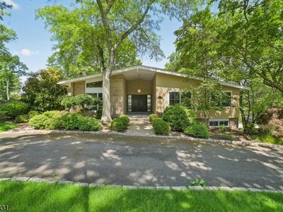 91 Troy Dr, Short Hills, NJ, 07078