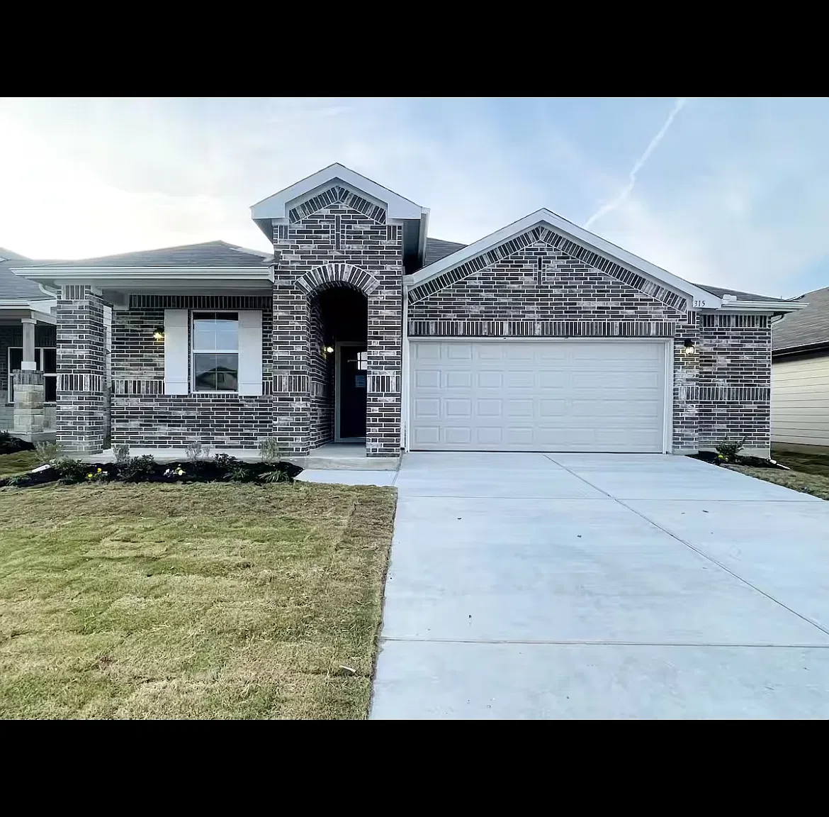 4 bed, 2000 sqft, $1,000 — Photo 4