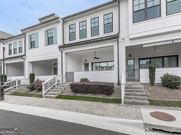 5th image of 639 Stickley Oak Way