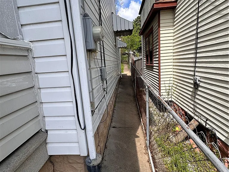 1418 Beckham St — Photo 22