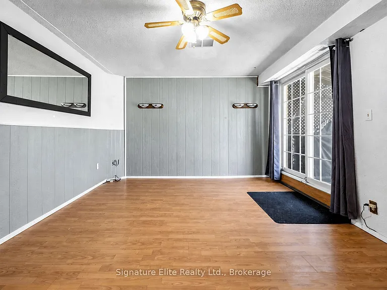 44 Westbourne Ave — Photo 23