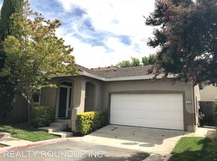 318 Dragonfly Cir, Sacramento, CA