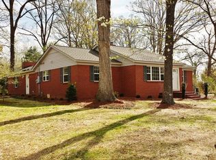 715 Old Providence Rd, Waxhaw, NC 28173