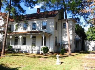 500 N Road St, Elizabeth City, NC 27909