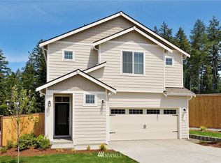 104 Russell Rd, Bremerton, WA 98312