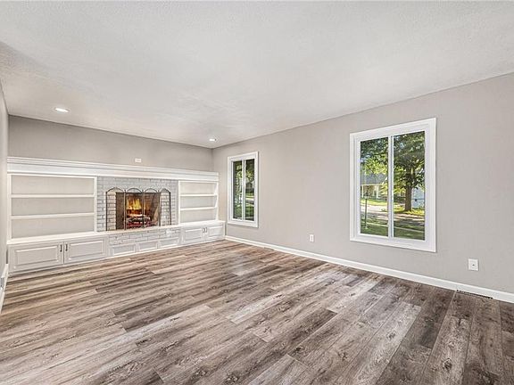 2nd image of 8340 NW Overland Dr