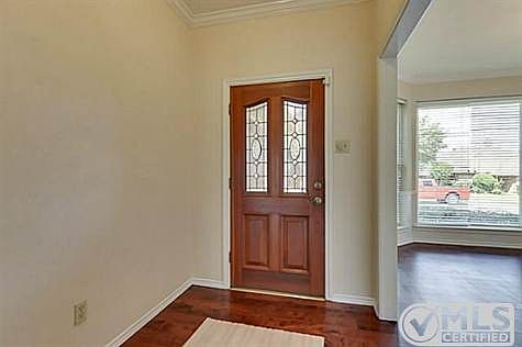 3rd image of 1506 Sugar Creek Dr