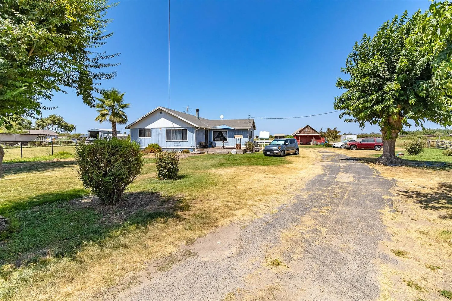 30873 E Rossier Rd photo 1