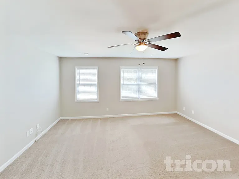 1145 Langston Dr — Photo 6
