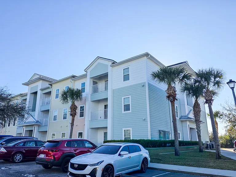 4920 Key Lime Dr #201 — Photo 2