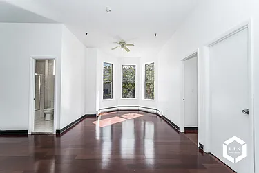 Rented by LIX Real Estate LLC