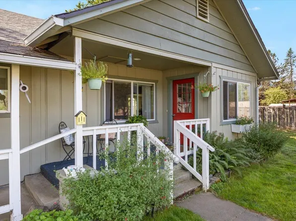 8550 E Evans Creek Rd, Rogue River, OR 97537