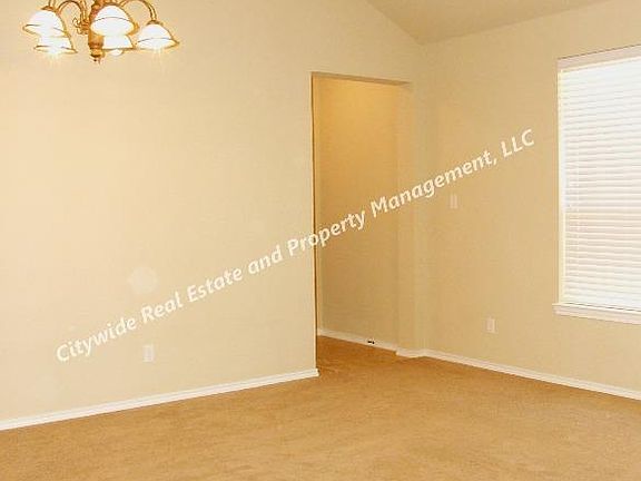 4th image of 1514 Piedmont Dr