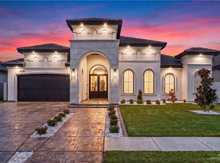 1624 S Queen St, Edinburg, TX 78539
