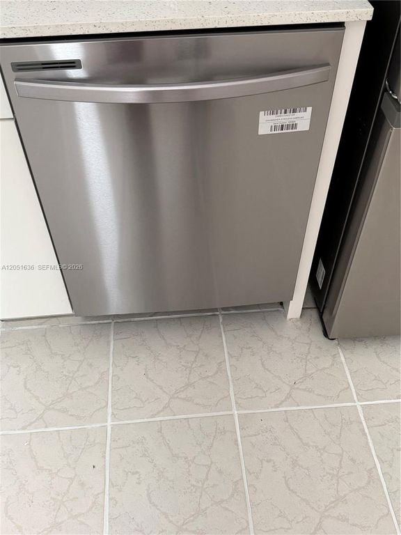 4007 N Cypress Dr APT 203, photo 4