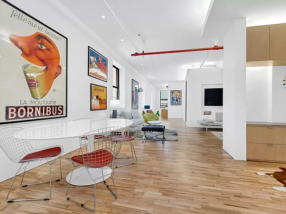 5th image of 141 W 26th St #Loft4
