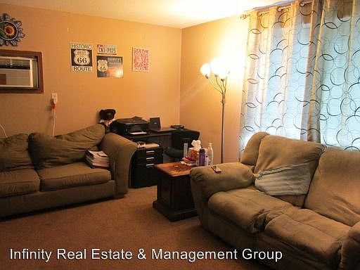 2nd image of 405 24th St NE