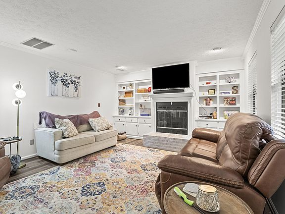 5th image of 3441 Laredo Dr Unit 23