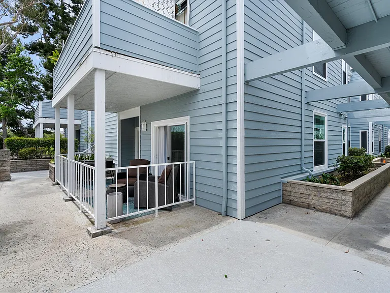 16960 Algonquin St #3-102 — Photo 1