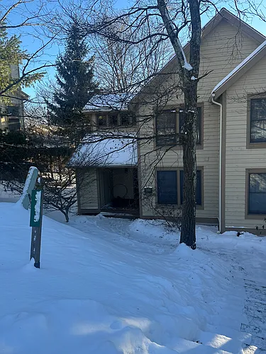 395 Vista Dr Photo 1