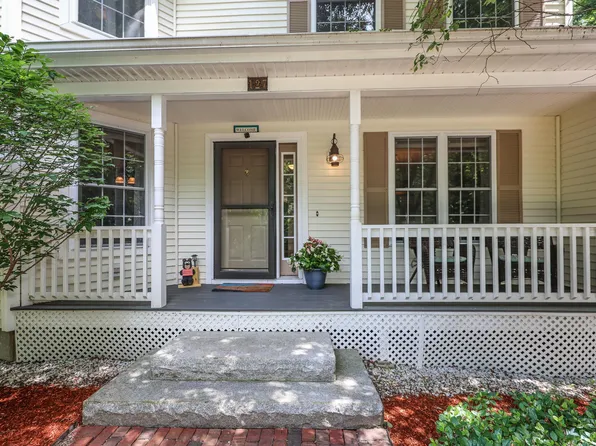 127 Broad Cove Drive, Concord, NH 03303