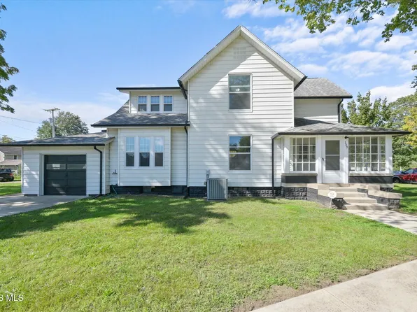 209 Miller Ave, Swanton, OH 43558