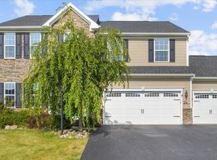 276 E Path Rise, West Henrietta, NY 14586