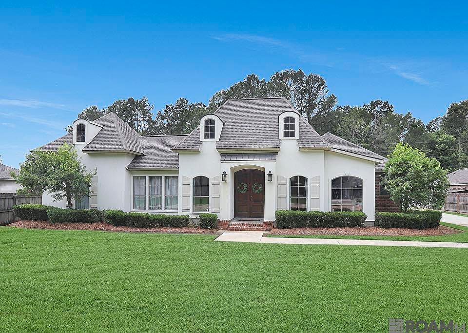 1st image of 32550 Dwayne Dr