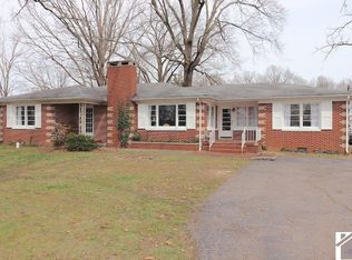 2006 College Farm Rd, Murray, KY 42071