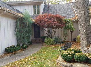 3918 NE Sequoia St, Lees Summit, MO 64064
