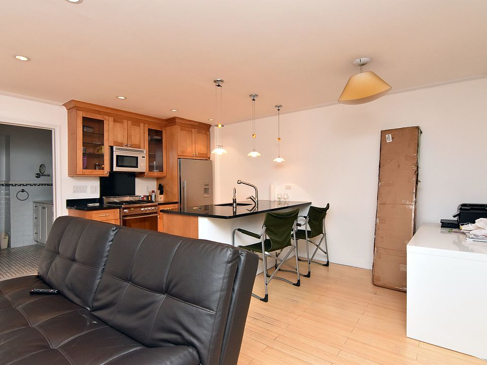 1st image of 42 W 88th St APT 1R