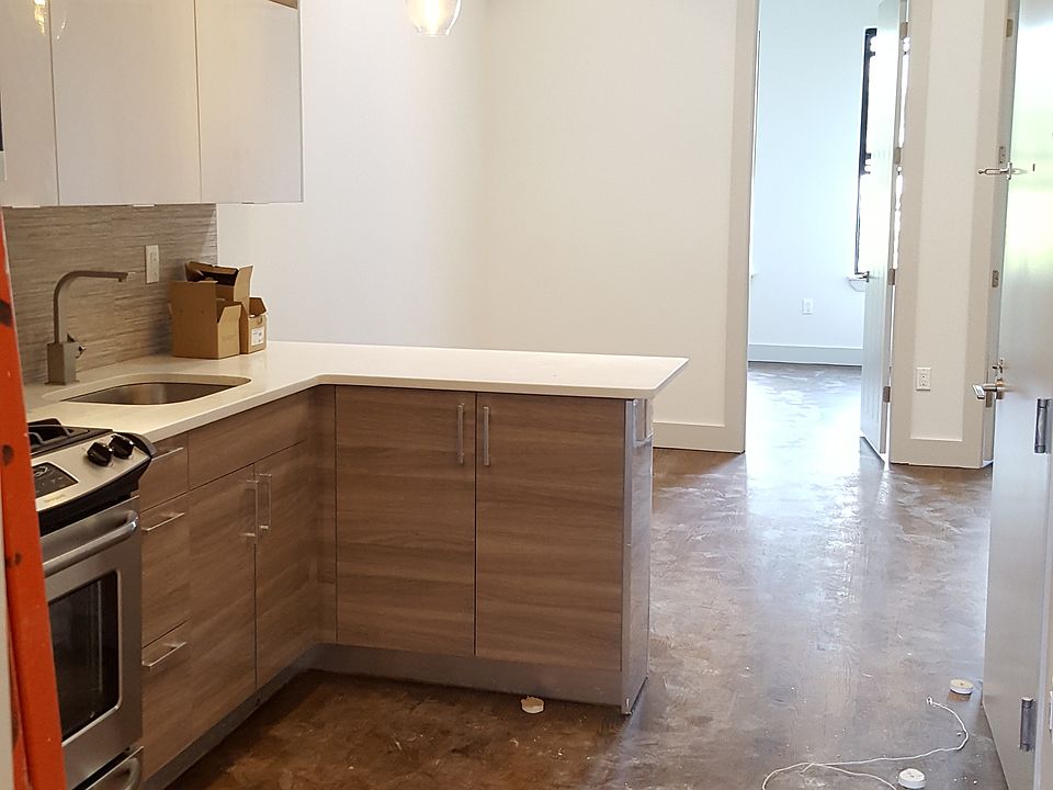 1st image of 177 Wyckoff Ave #5L