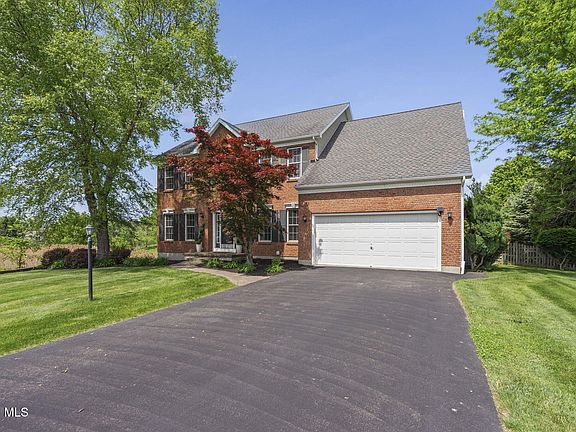3rd image of 381 Doctor Shaw Road