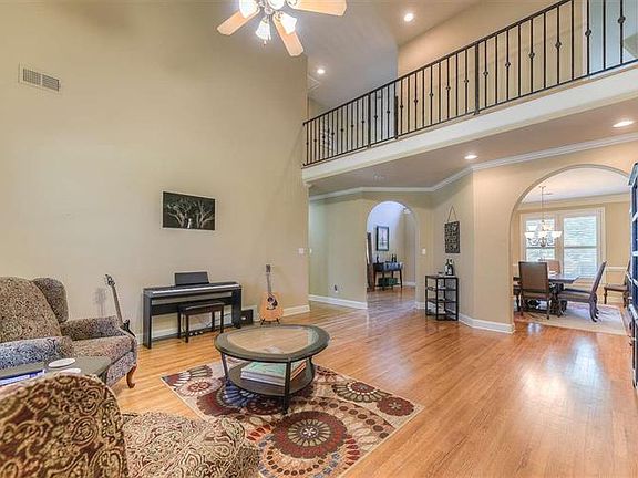 4th image of 1154 Old Hearthstone Cir W