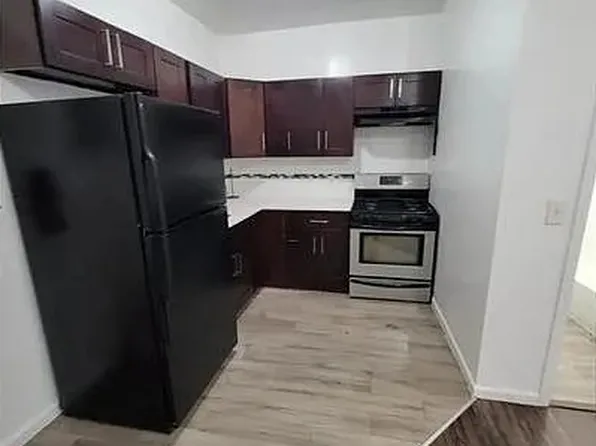 812 Clinton Ave, Newark, NJ