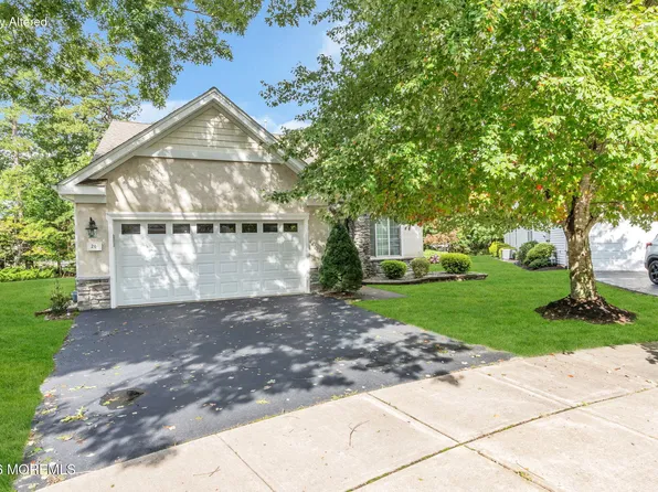 20 Montauk Place, Barnegat, NJ 08005