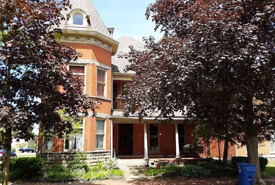 1st image of 60 Clay St