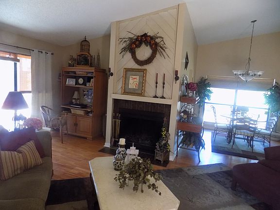 Large vaulted family room